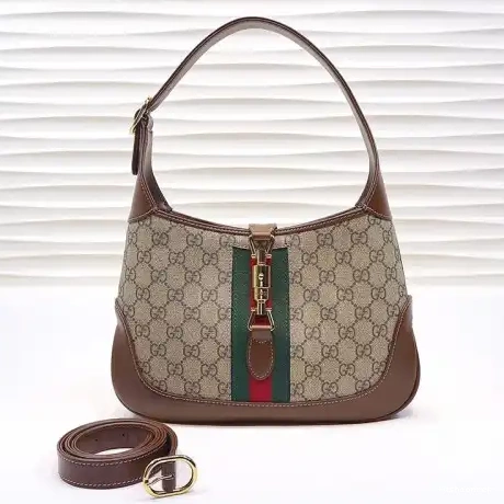Fashionrepsfam ru Gucci 208B570139 Bags 0612